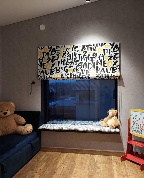 Римська штора з абстрактними буквами та цифрами RM165 фото